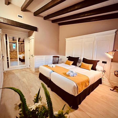 ארנוארו La Quinta Luxury Palace מראה חיצוני תמונה