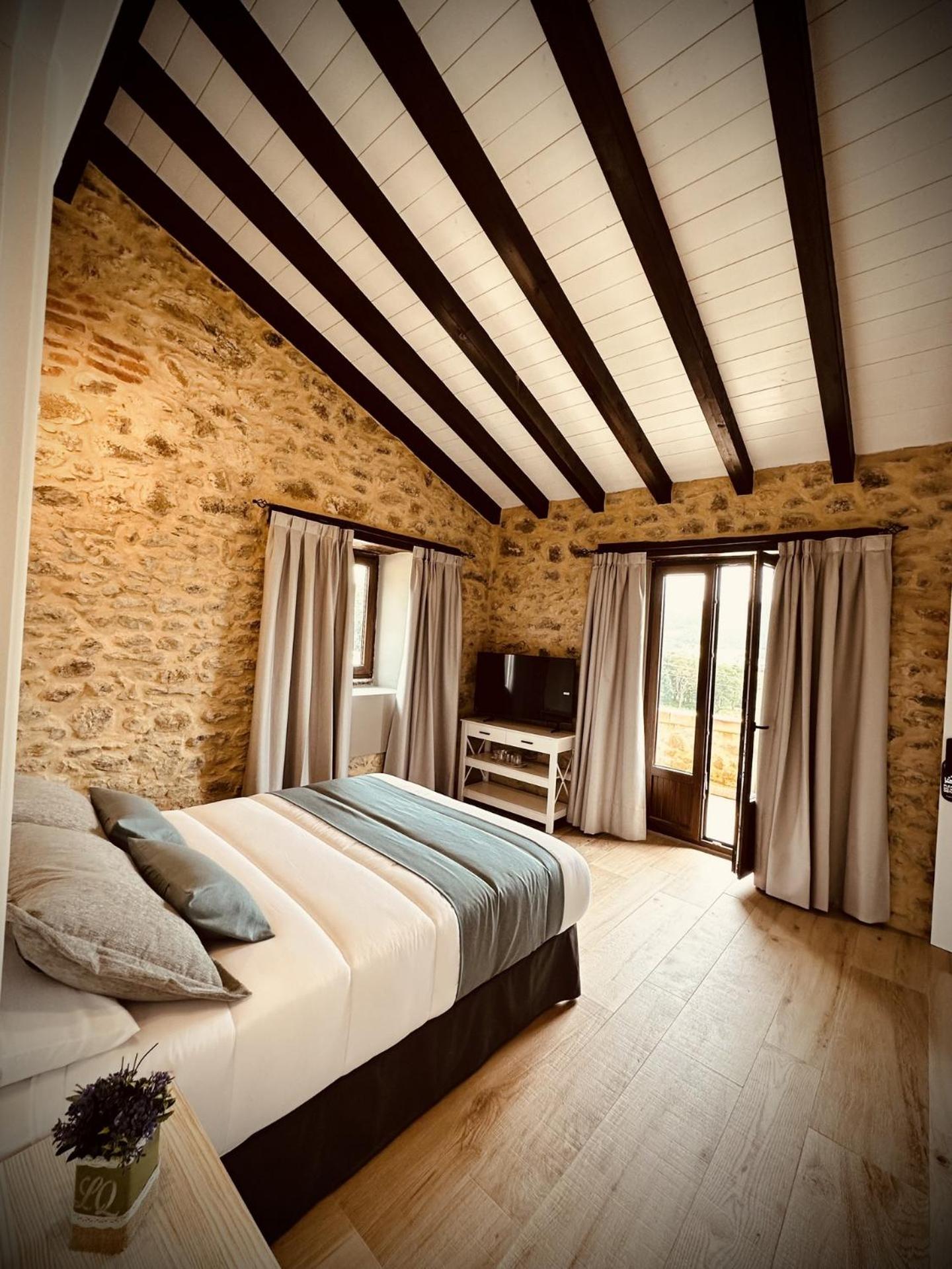ארנוארו La Quinta Luxury Palace מראה חיצוני תמונה